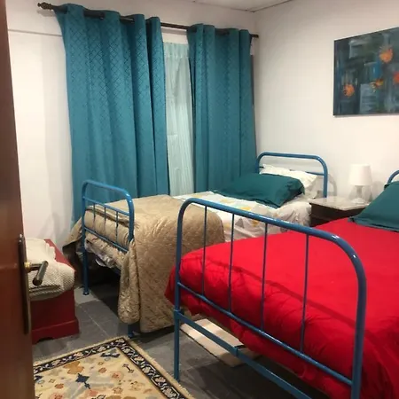 Casa Gruta Pensión *